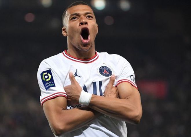 凯尔谈萨默尔言论：在多特没人会美化现实；会在内部讨论问题（凯尔回应萨默尔：多特不粉饰太平，问题内部解决）