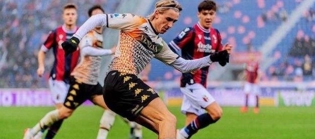 篮球火箭球员社媒晒出训练照