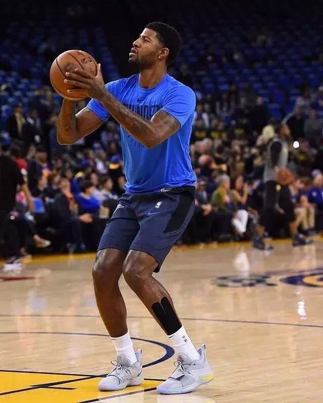 法尔克：于帕优先考虑与拜仁续约，也会考虑巴黎和皇马（法尔克：于帕倾向与拜仁续约，巴黎与皇马仍在候选名单）